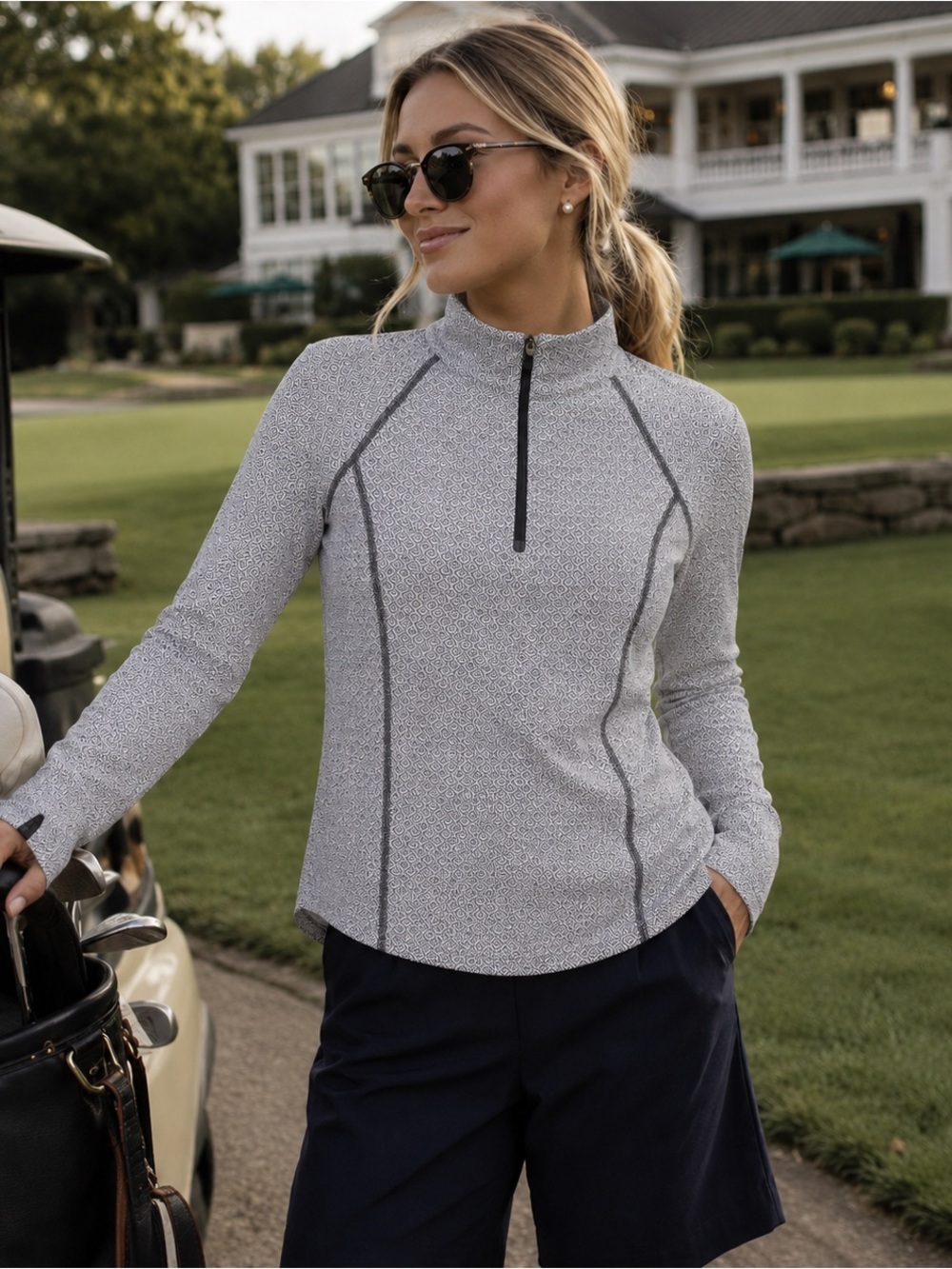 Lolë Base Layer 1/4Zip Pullover Geometric Activewear Top Thumbholes Mountaincore